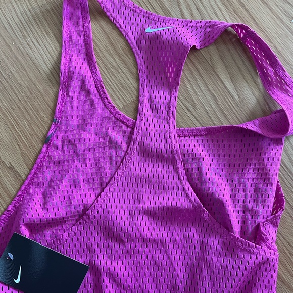 Nike tank - Picture 2 of 3